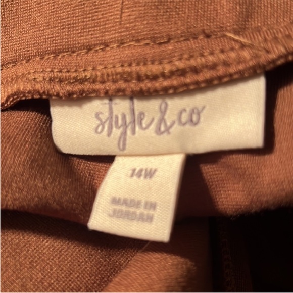 Style & Co Plus Size Beige Seamed Front Ponte Stretch Leggings - Picture 2 of 6